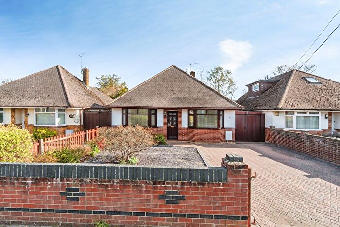 2 Bedroom Bungalow For Sale In Calmore Road, Totton, Southampton, Hampshire, SO40