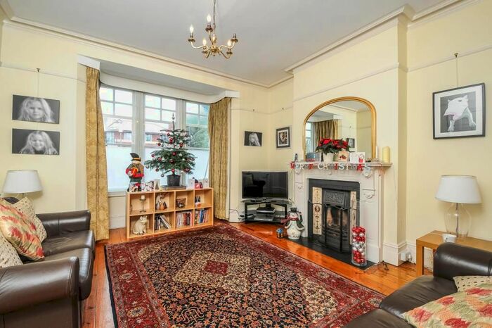 4 Bedroom Terraced House To Rent In North Road, Highgate, N6