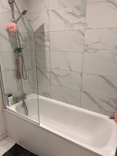 1 Bedroom Flat To Rent In Seagry Road, London, E11