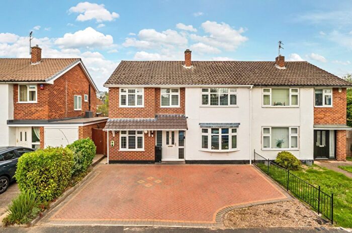 5 Bedroom Semi-Detached House For Sale In Ashchurch Drive, Wollaton, Nottinghamshire, NG8