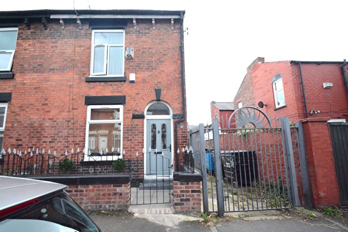 3 Bedroom End Of Terrace House For Sale In Wistaria Road, Gorton, M18