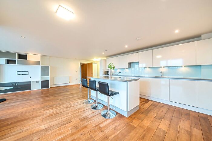 3 Bedroom Flat For Sale In Seren Park Gardens, London, SE3