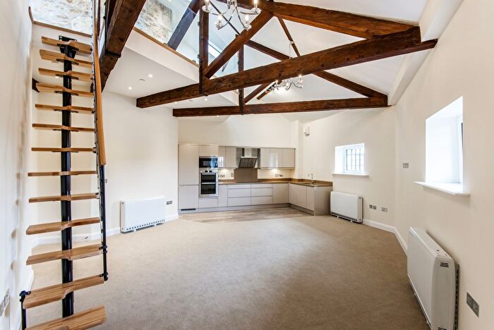 2 Bedroom Flat To Rent In The Old Gaol, Abingdon, OX14