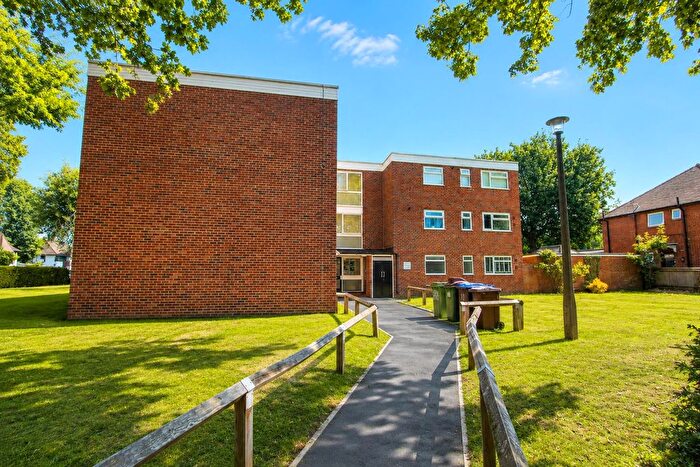 1 Bedroom Block Of Flats To Rent In Nightingale Road, Carshalton, SM5