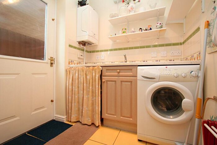 4 Bedroom House For Sale In Marine Drive, Barry, CF62