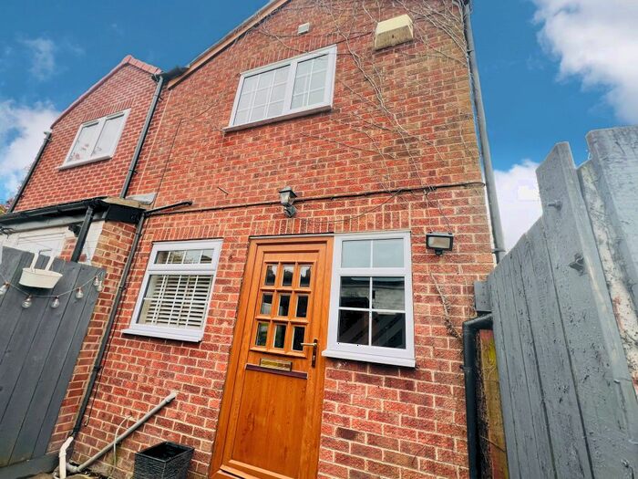 2 Bedroom Semi-Detached House To Rent In Sandringham Lane, Skirlaugh, HU11