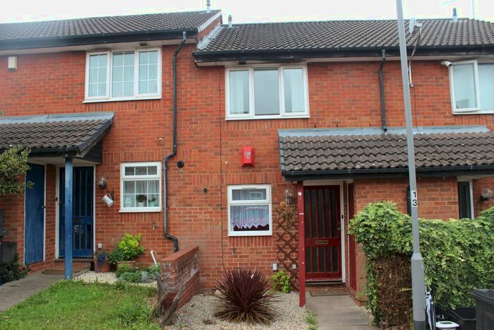2 Bedroom Terraced House To Rent In Heron Drive, Luton, LU2
