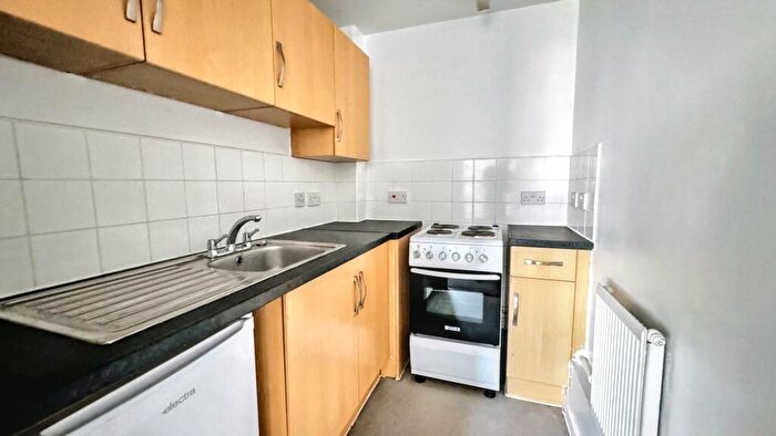 1 Bedroom Flat To Rent In Perry Street, Bristol, BS5