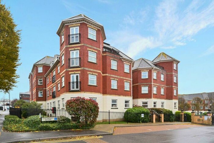 2 Bedroom Flat To Rent In Chatsworth Square, Hove, BN3