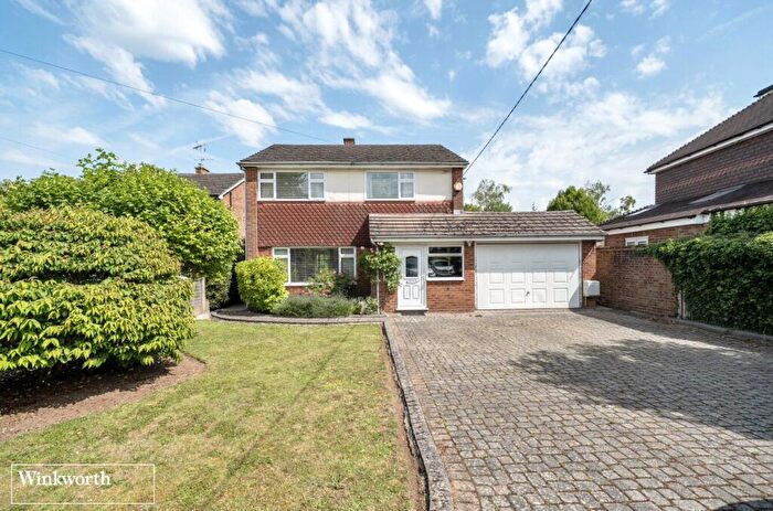 4 Bedroom Detached House For Sale In Pack Lane, Basingstoke, Hampshire, RG22