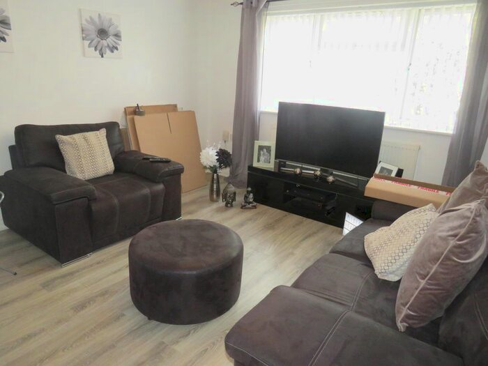 1 Bedroom Flat To Rent In Deptford Crescent, Bulwell, Nottingham, NG6