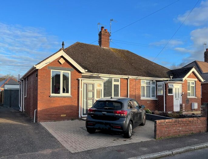 2 Bedroom Bungalow To Rent In Summer Close, Exeter, EX4