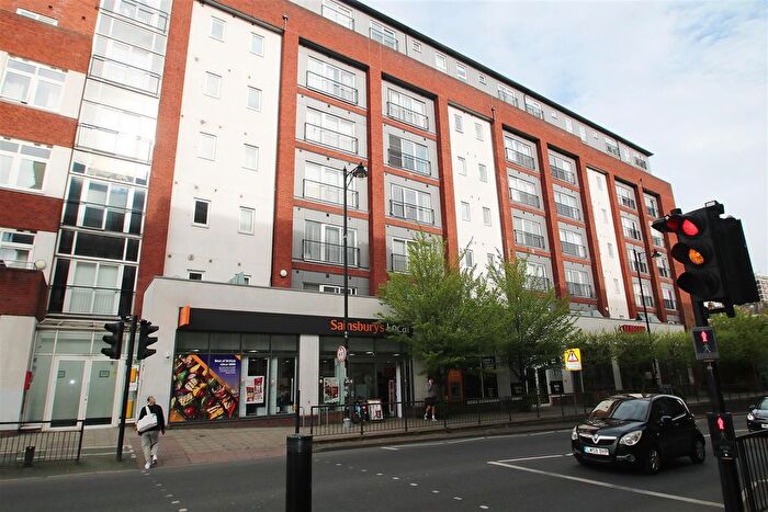 1 Bedroom Flat To Rent In Manor Road, Wallington, SM6