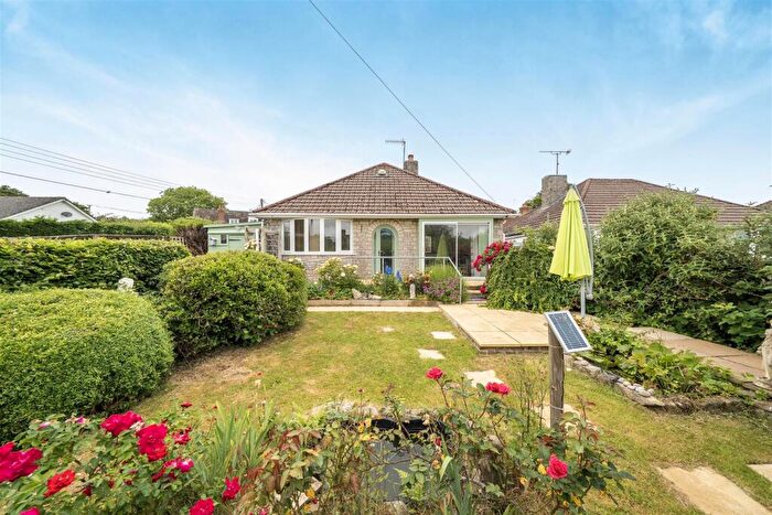 3 Bedroom Detached Bungalow For Sale In Higher Frome Vauchurch, Dorchester, Dorset, DT2
