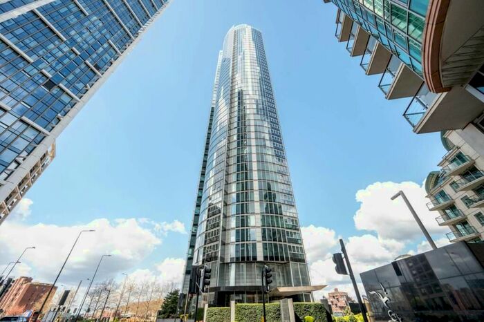 1 Bedroom Flat To Rent In The Tower, St. George Wharf, London, SW8