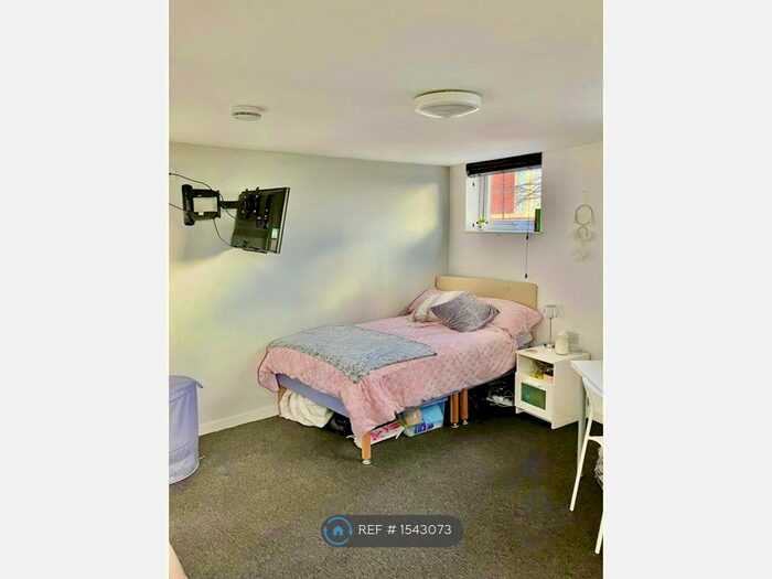 5 Bedroom Terraced House To Rent In Hall Lane, Liverpool, L7