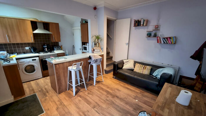 3 Bedroom Terraced House To Rent In Lumley Avenue, Leeds, West Yorkshire, LS4