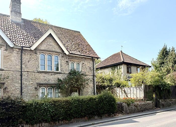 3 Bedroom Semi-Detached House For Sale In Curzon Street, Calne, SN11