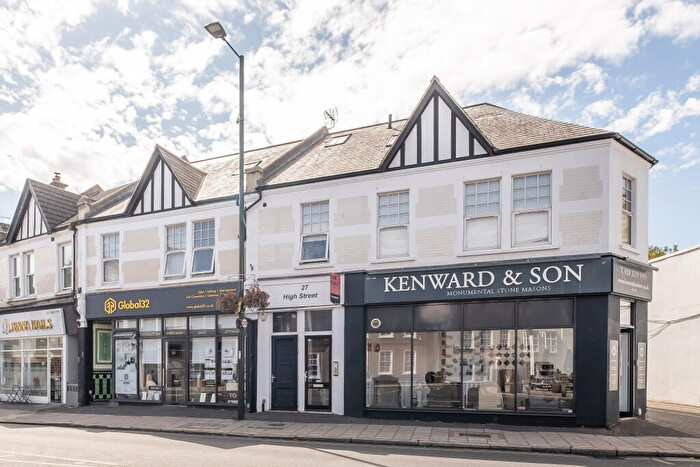 1 Bedroom Flat For Sale In High Street, Kingston Upon Thames, KT1