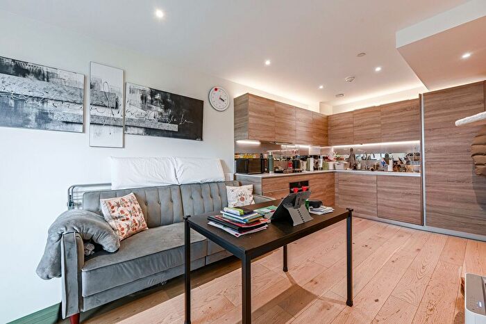 1 Bedroom Flat To Rent In Judde House, Woolwich Riverside, London, SE18