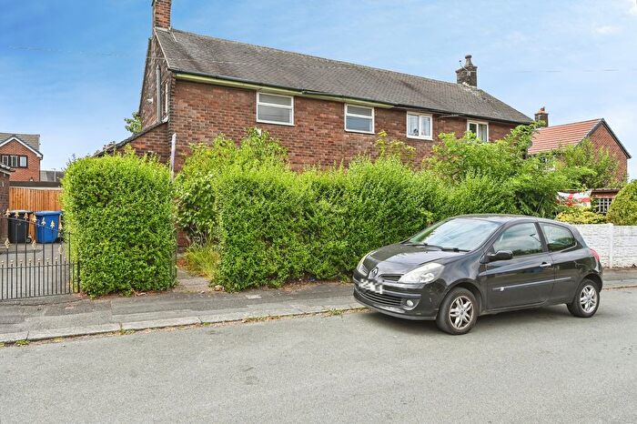 3 Bedroom Semi Detached House For Sale In Perrins Road, Burtonwood, Warrington, Cheshire, WA5