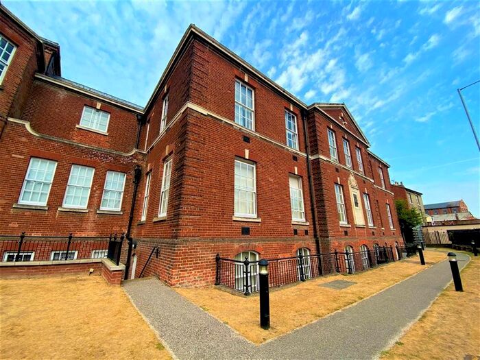 2 Bedroom Flat To Rent In Benjamin Gooch Way, Norwich, NR2