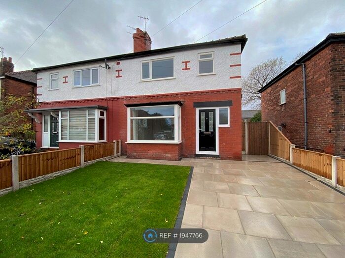 3 Bedroom Semi-Detached House To Rent In Lancaster Avenue, Thornton-Cleveleys, FY5