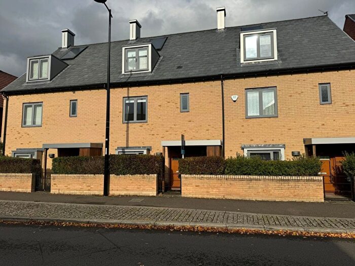 4 Bedroom Terraced House To Rent In Consort Avenue, Trumpington, Cambridge, CB2