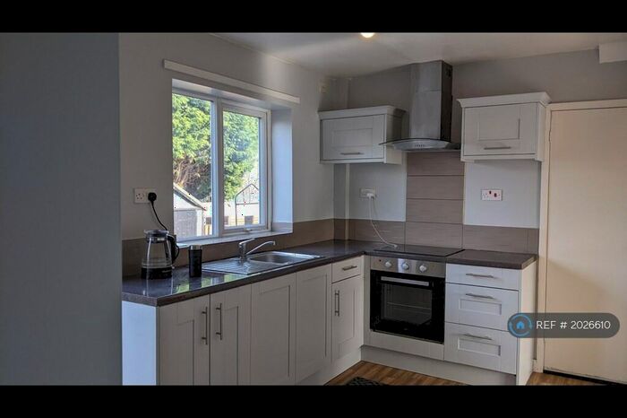 3 Bedroom End Of Terrace House To Rent In Beechdale Road, Nottingham, NG8