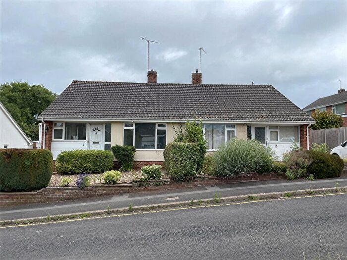2 Bedroom Bungalow To Rent In Ramshorn Green, Taunton, Somerset, TA1