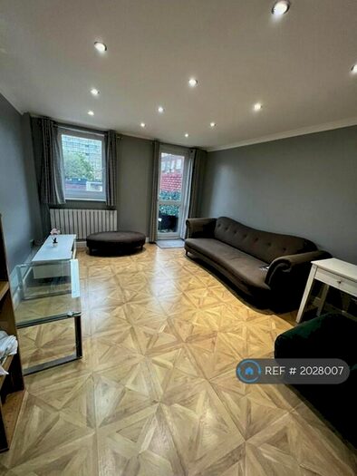 4 Bedroom Terraced House To Rent In Saltwell Street, London, E14