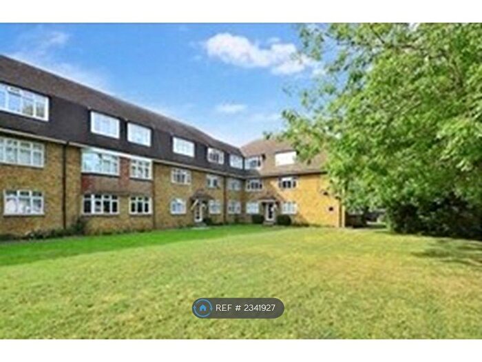 2 Bedroom Flat To Rent In Sutton Common Road, Sutton, SM1