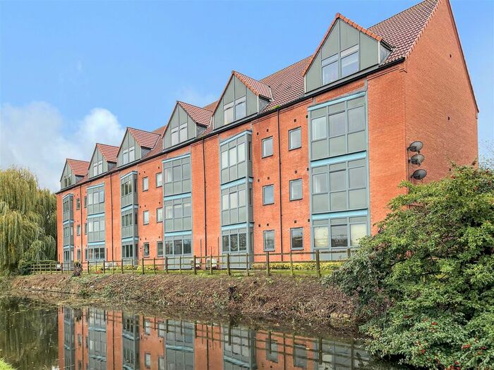 2 Bedroom Property To Rent In , Carolgate Court Retford, DN22