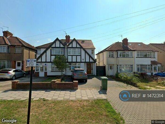 4 Bedroom Semi-Detached House To Rent In Tintern Way, Harrow, HA2