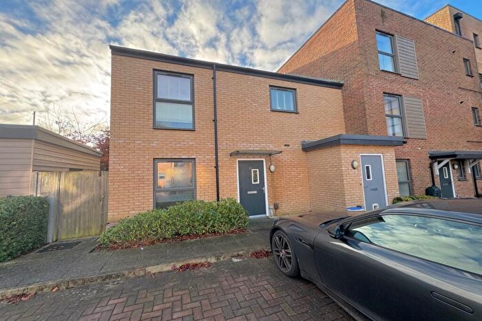 1 Bedroom Maisonette To Rent In Laxton Close, Sholing, SO19