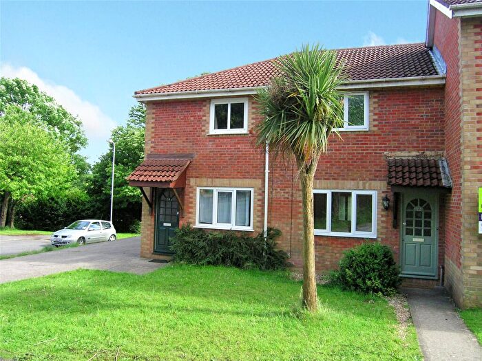 2 Bedroom Terraced House To Rent In Brianne Drive, Thornhill, Caerdydd, Brianne Drive, CF14