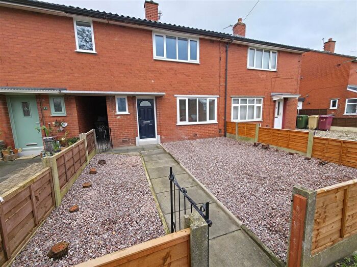 2 Bedroom Property To Rent In Washacre, Westhoughton, Bolton, BL5