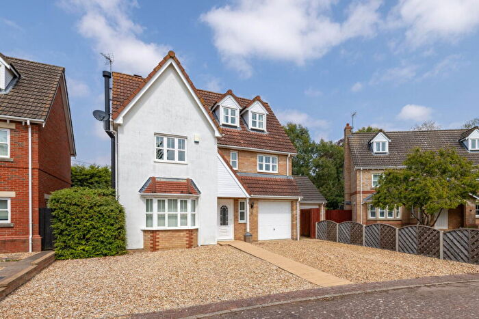 6 Bedroom Detached House For Sale In Laurel Drive, Elm, Wisbech, PE14
