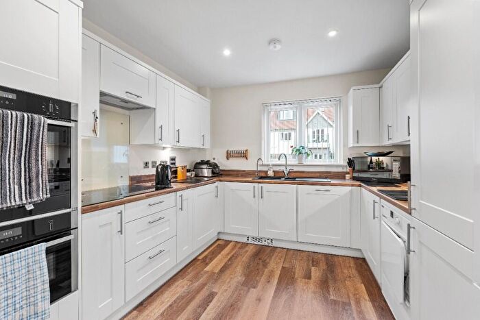 2 Bedroom Retirement Property For Sale In Bishops Manor, Collier Gardens, Austin Heath, Warwick, Warwickshire, CV34