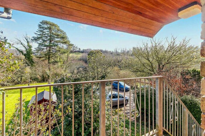 2 Bedroom Flat To Rent In Usk, Llantrisant, NP15