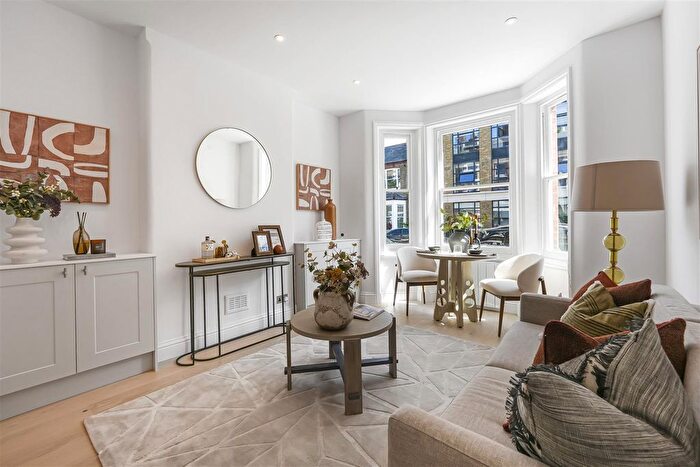 1 Bedroom Flat For Sale In Wyfold Road, Fulham, SW6