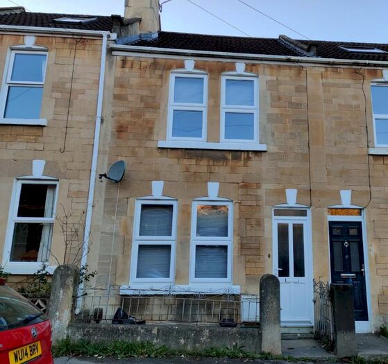 4 Bedroom House To Rent In Lymore Gardens, BA2