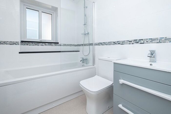 2 Bedroom Detached House For Sale In Bayfield, Painters Forstal, ME13