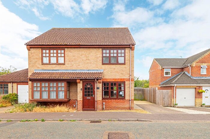 2 Bedroom Semi Detached House For Sale In Valley Way, Fakenham, NR21