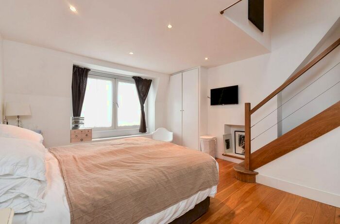 2 Bedroom Flat To Rent In Glenloch Road, Belsize Park, London, NW3