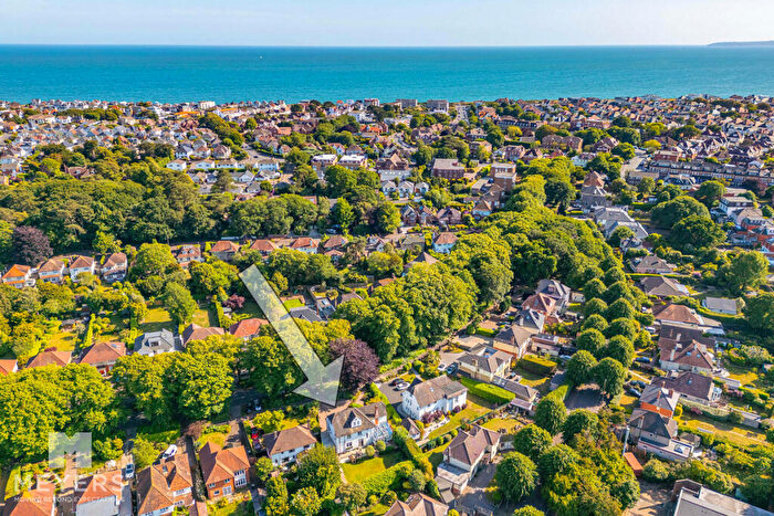 5 Bedroom Detached House For Sale In Carbery Avenue, Bournemouth, BH6