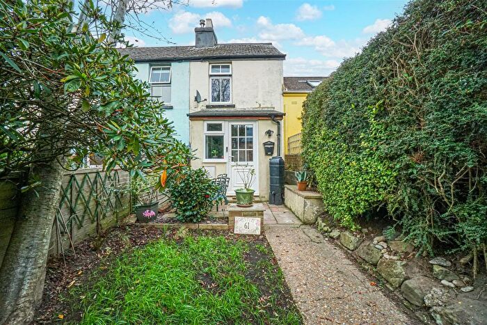 2 Bedroom Terraced House For Sale In Fairlight Road, Hastings, TN35
