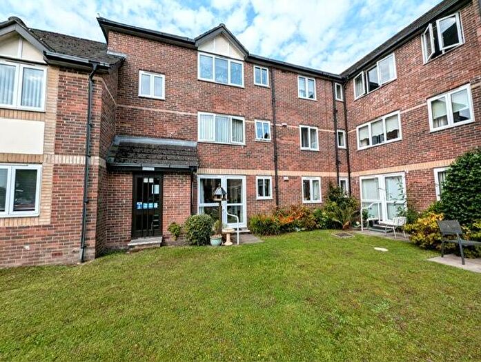 1 Bedroom Apartment To Rent In Velindre Road, Whitchurch, Cardiff, CF14