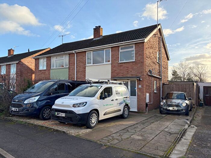 3 Bedroom Semi Detached House For Sale In Brookside, Mitton, Tewkesbury, GL20