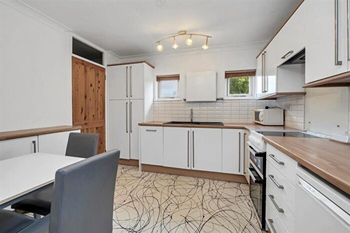 1 Bedroom Apartment For Sale In Tayfen Road, Bury St. Edmunds, IP33